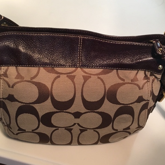 LIKE NEW Coach Signature Zoe Canvas&Leather - Picture 6 of 8
